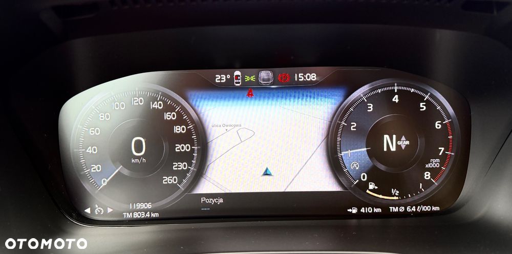 Volvo XC 40 T3 Momentum - 16