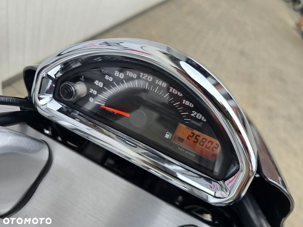 Suzuki Boulevard - 8
