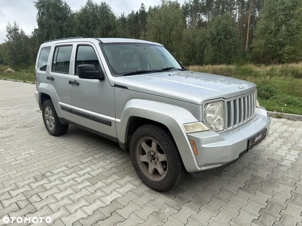 Jeep Liberty 3.7 4x4 - 7