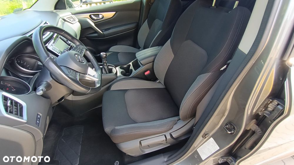 Nissan Qashqai 1.3 DIG-T N-Connecta - 15