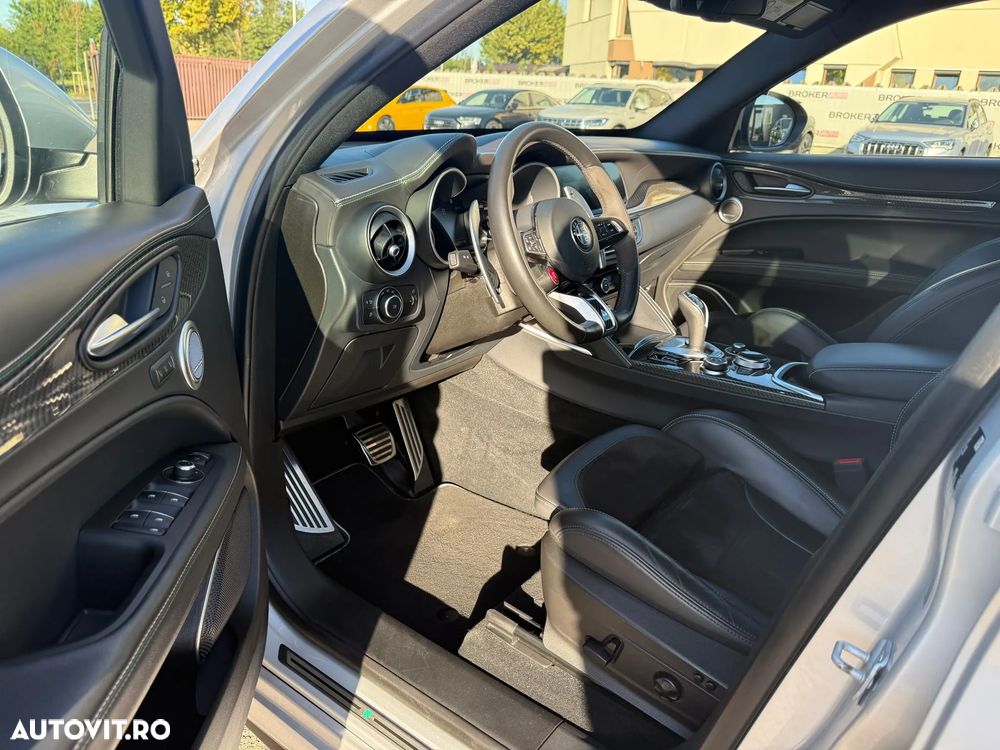 Alfa Romeo Stelvio 2.9 V6 Turbo AWD AT8 Quadrifoglio - 18
