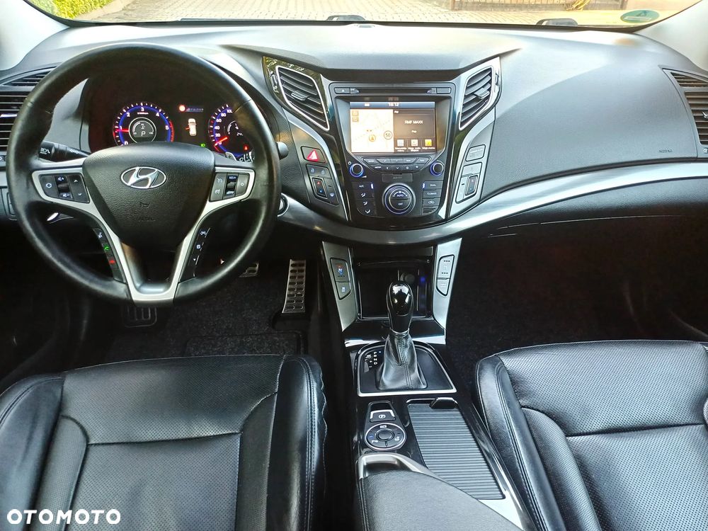 Hyundai i40 Kombi 1.7 CRDi DCT Premium - 28