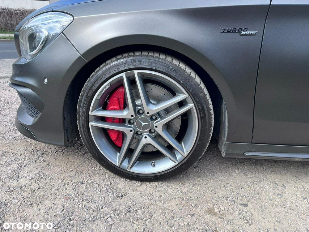 Mercedes-Benz CLA 45 AMG 4-Matic - 16
