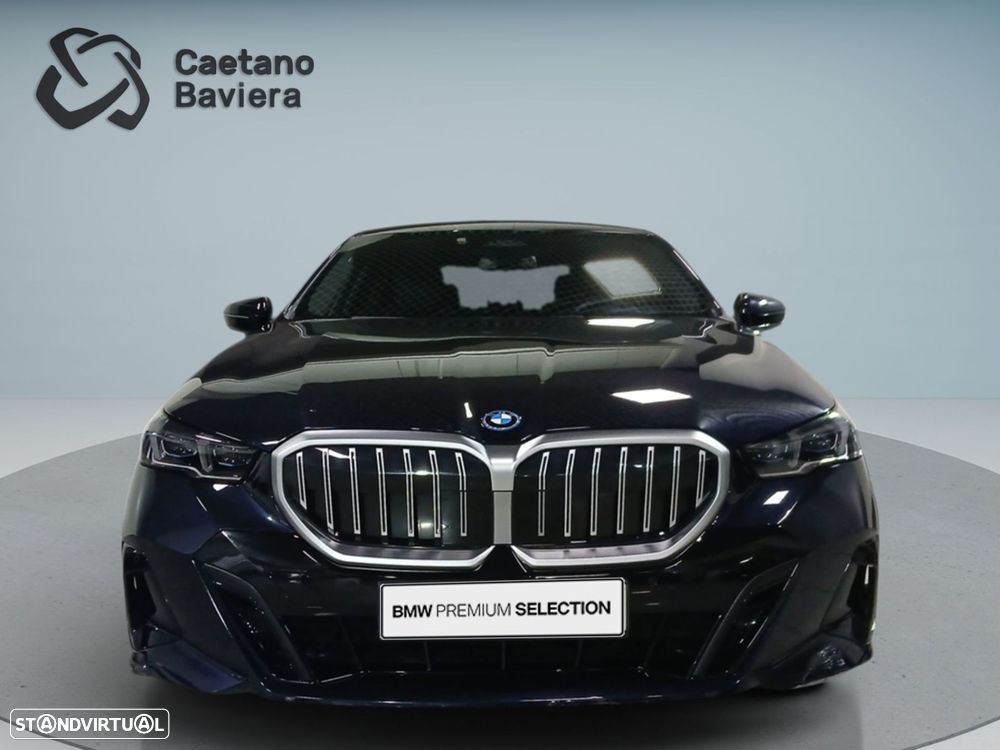 BMW 530 e Pack M - 2