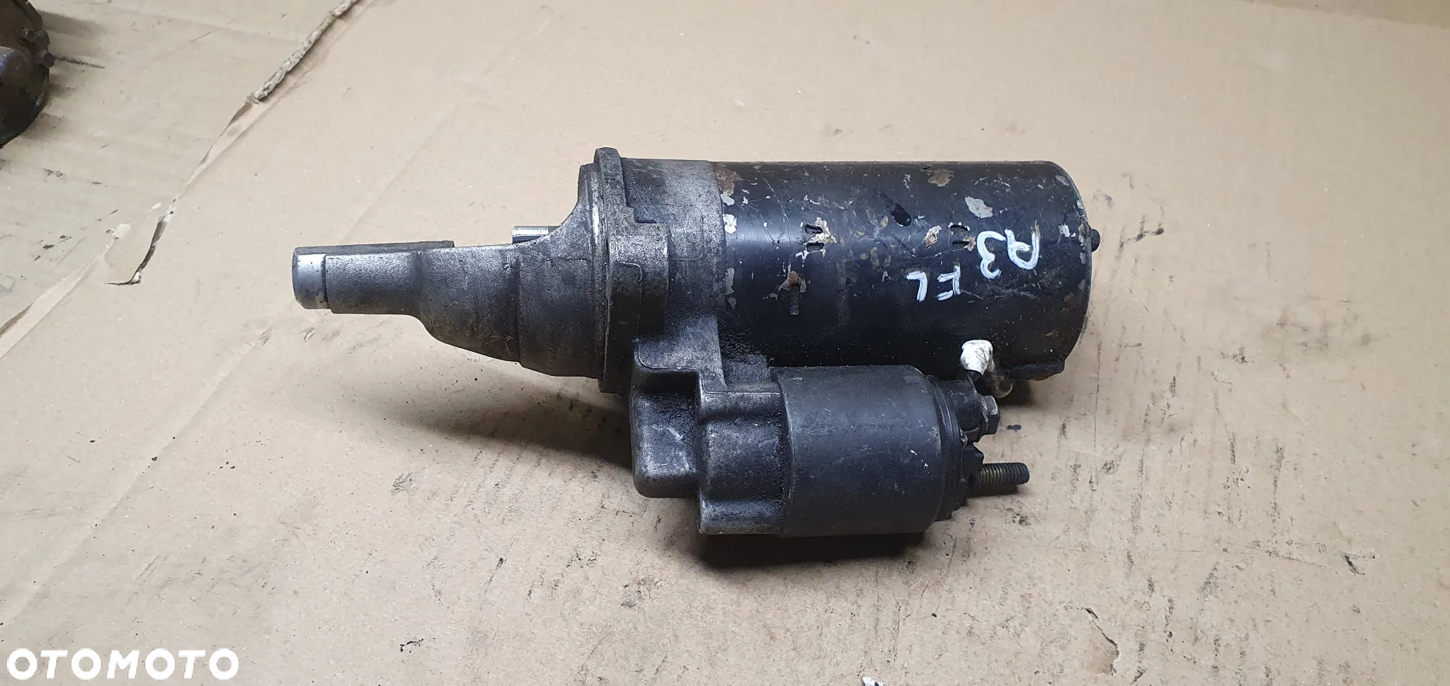 Rozrusznik starter silnika Audi A6 C5 2.5 TDI 059911023H - 3