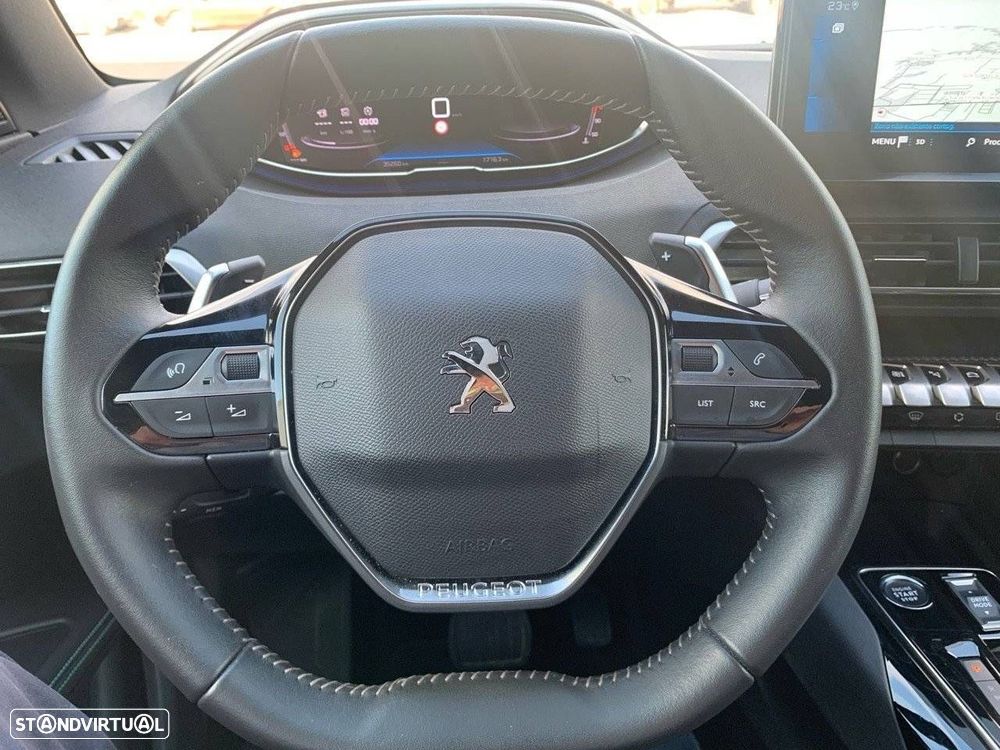 Peugeot 5008 1.2 PureTech Allure Pack EAT8 - 17