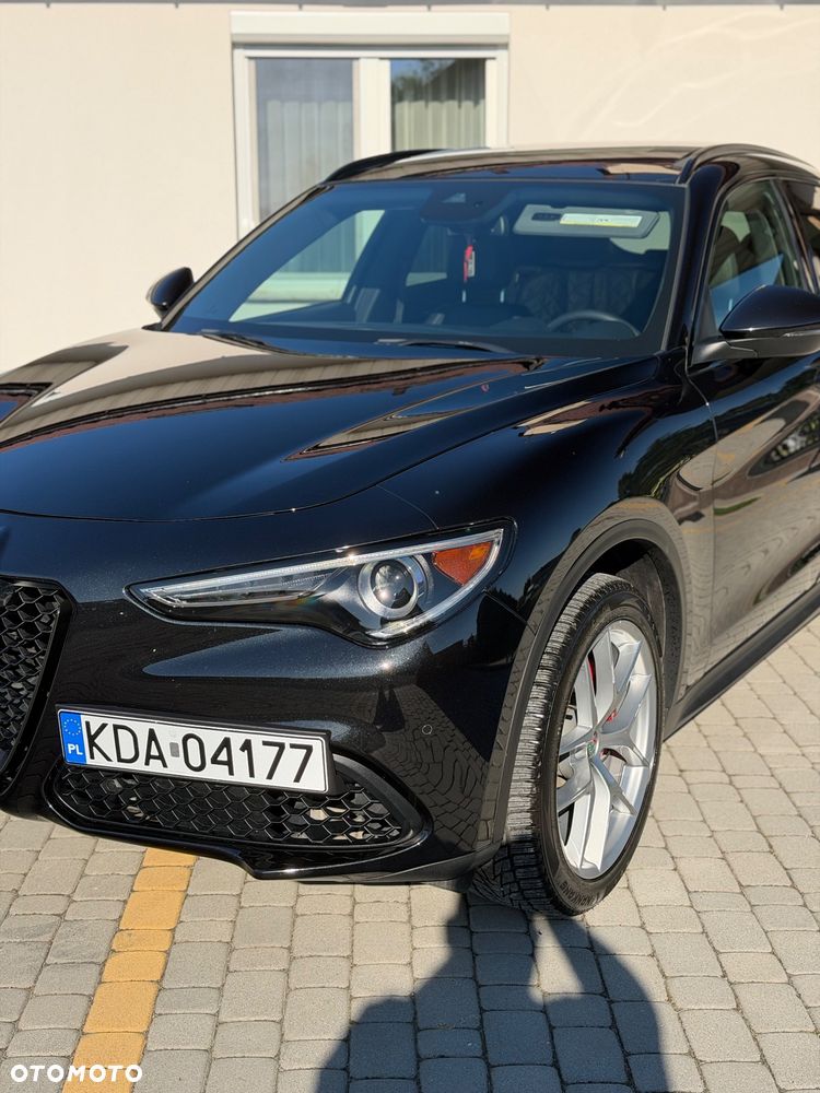 Alfa Romeo Stelvio 2.0 Turbo Veloce TI Q4 - 4