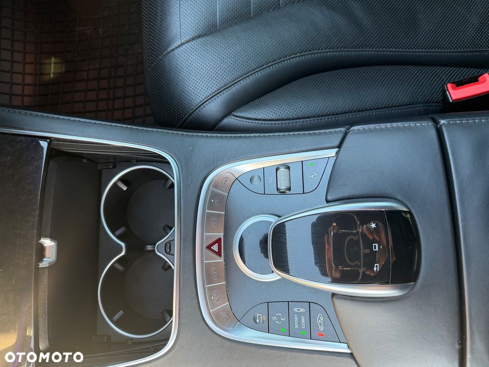 Mercedes-Benz Klasa S 500 4-Matic L 7G-TRONIC - 17