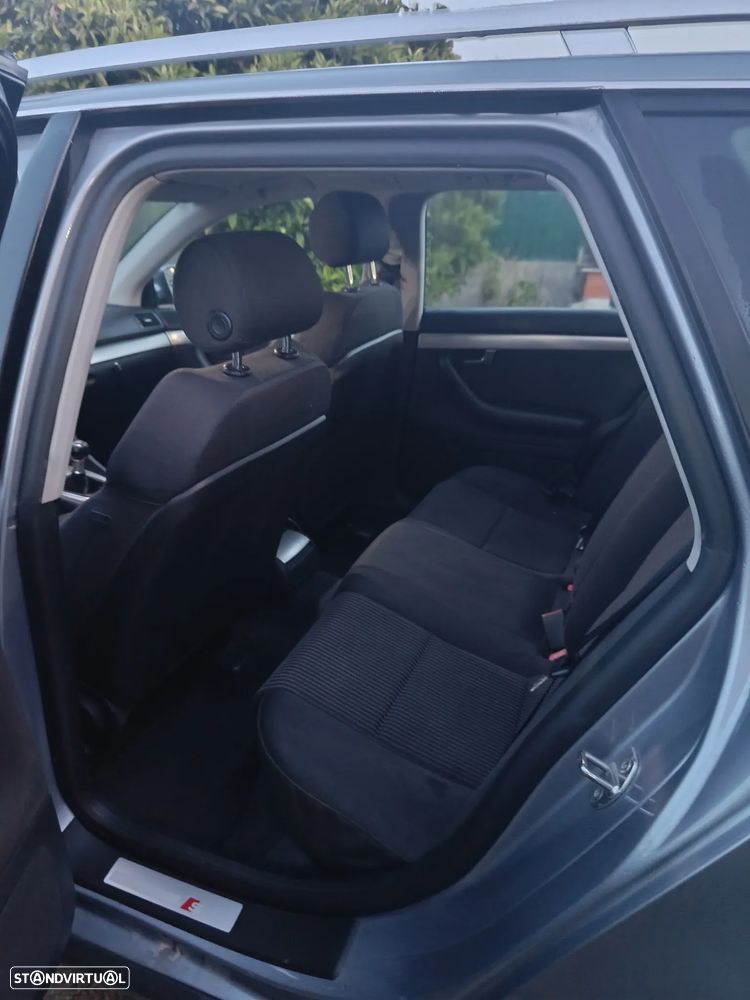 Audi A4 Avant 2.0 TDI DPF - 4