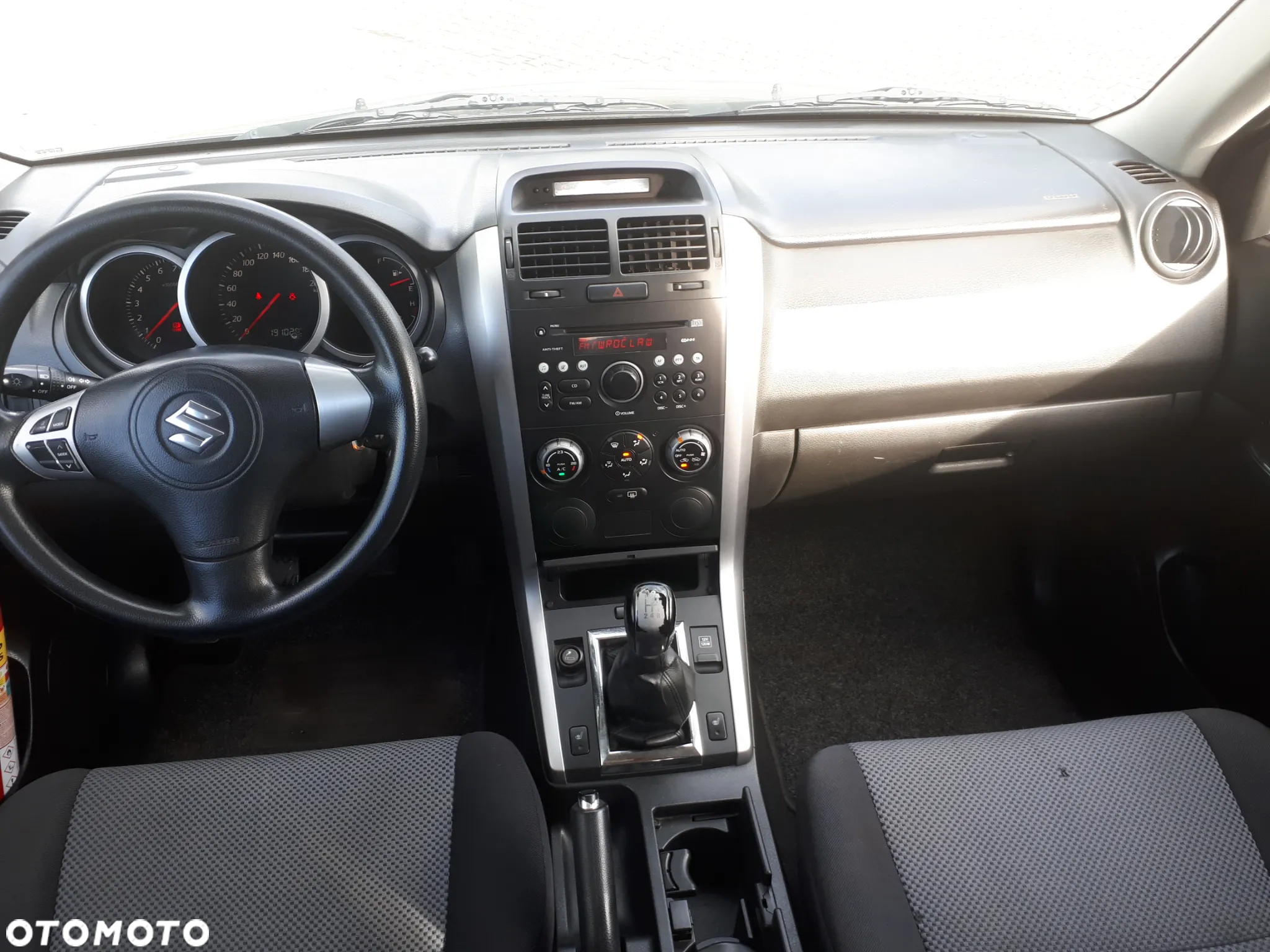 Suzuki Grand Vitara 1.6 Comfort EU5 - 17