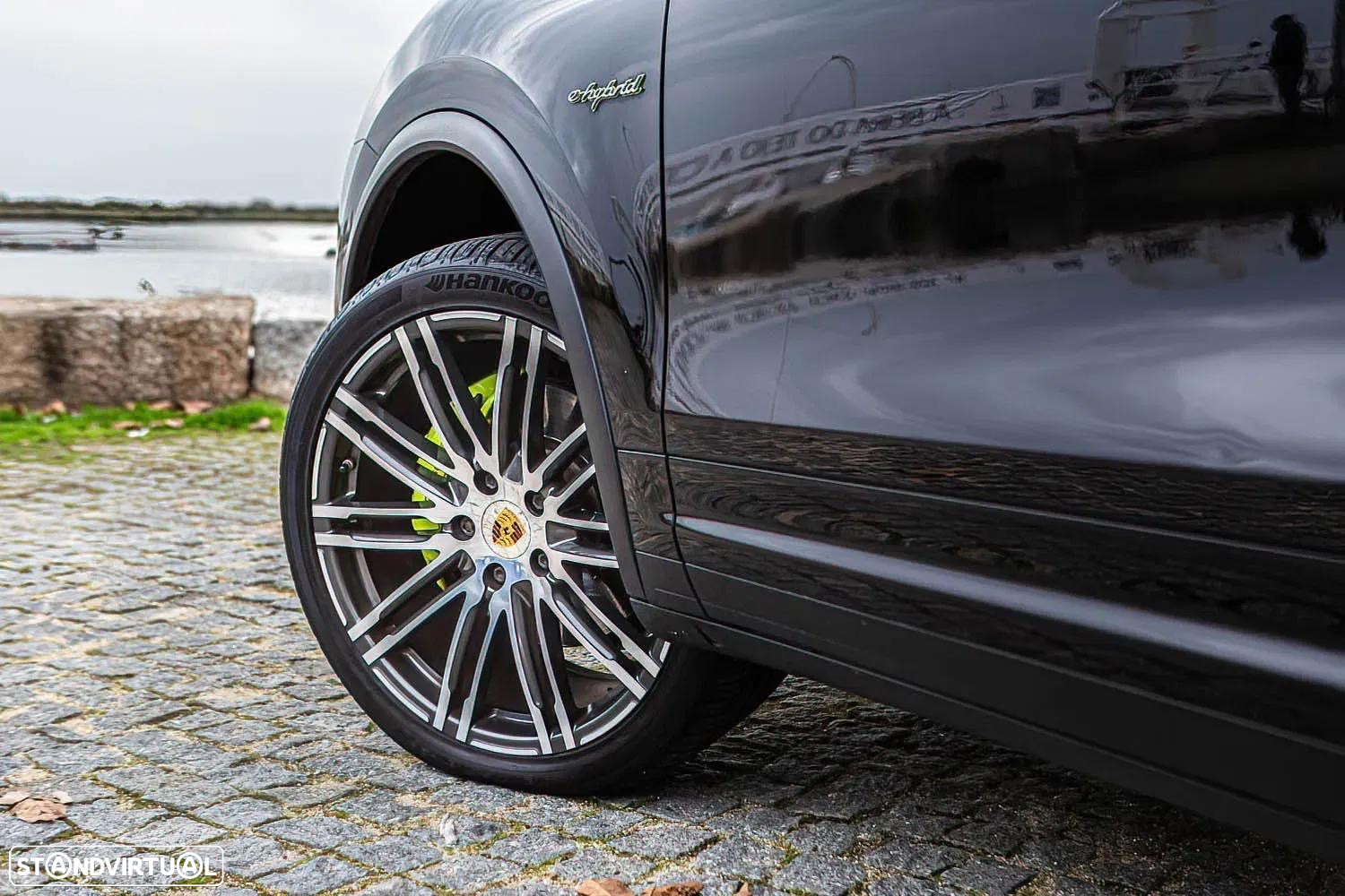 Porsche Cayenne S E-Hybrid Platinum Edition - 9