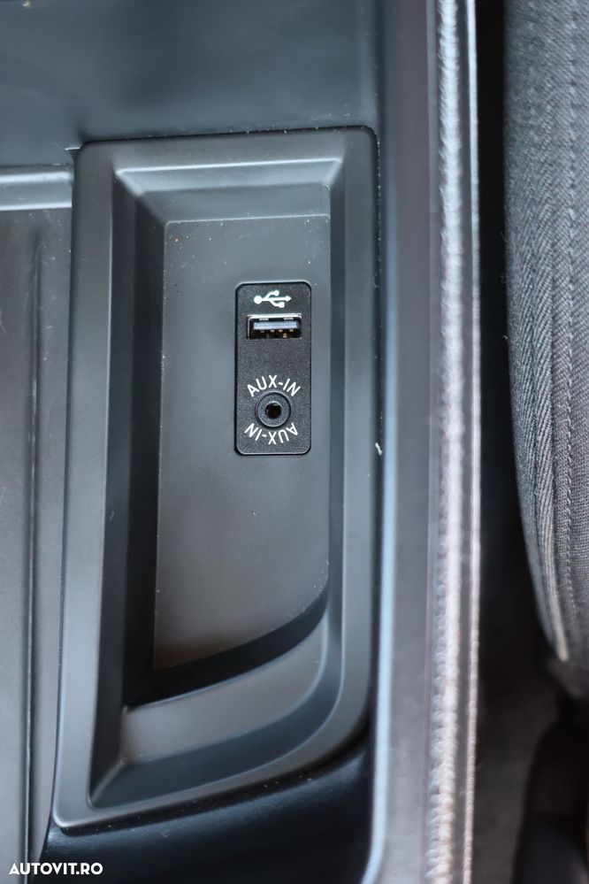 BMW Seria 1 118i Aut. - 19