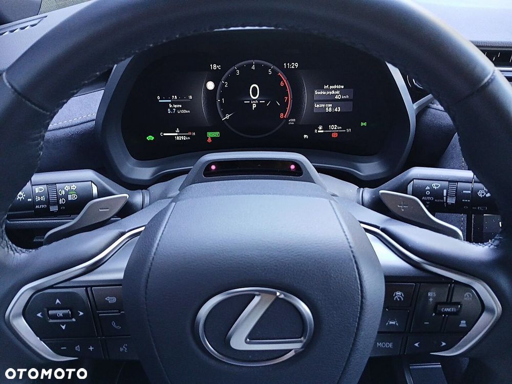 Lexus LBX 1.5 Hybrid Cool AWD - 21