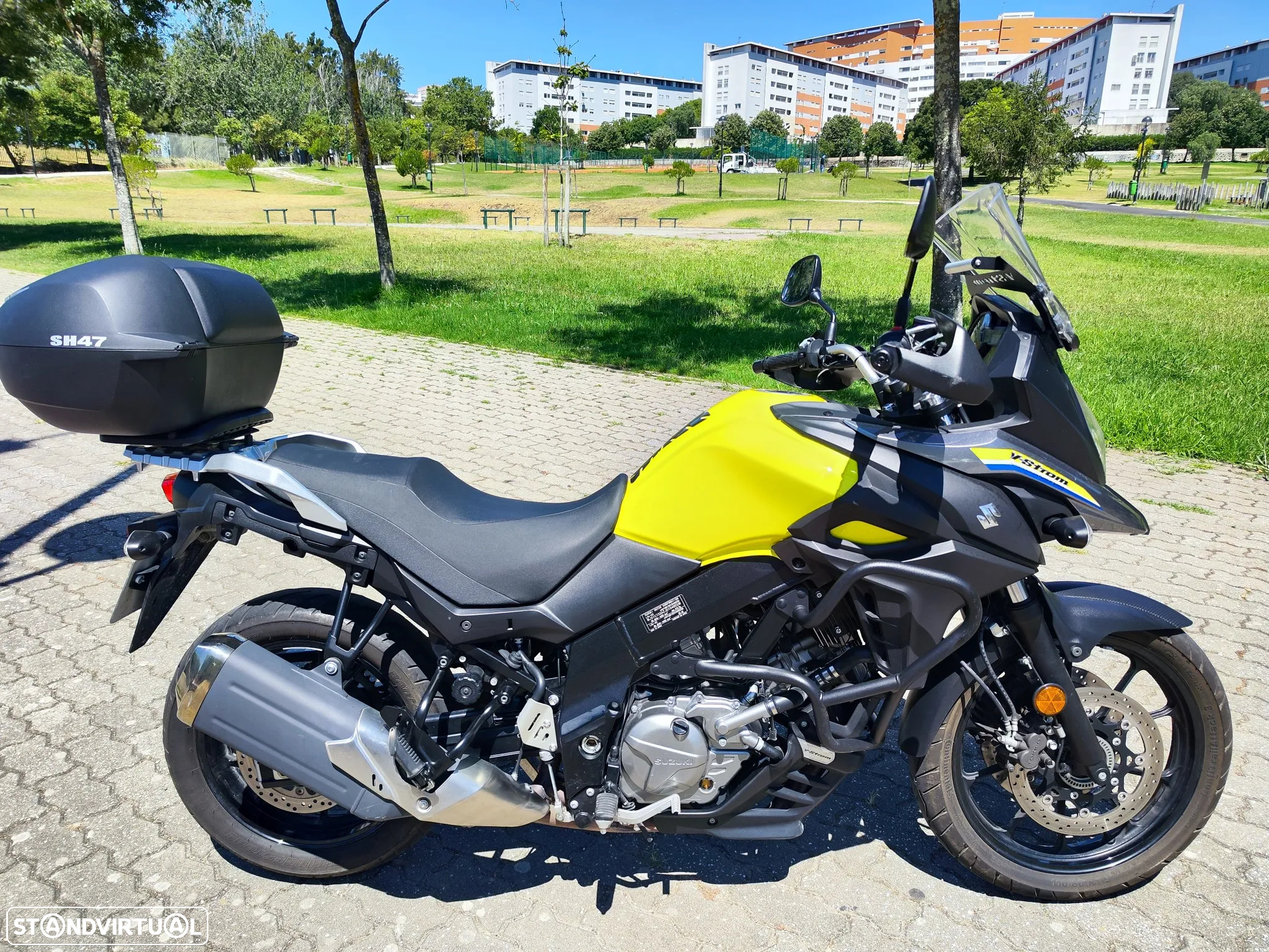 Suzuki DL V Strom 650 - 4