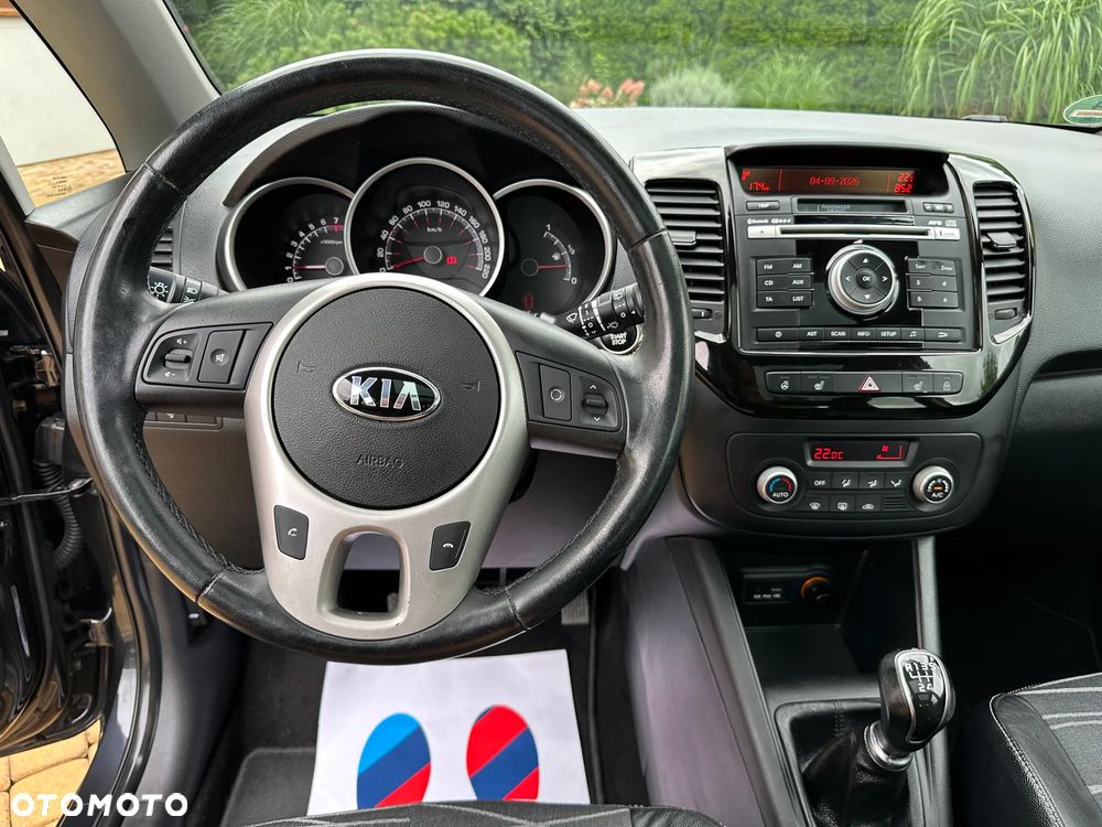 Kia Venga - 24