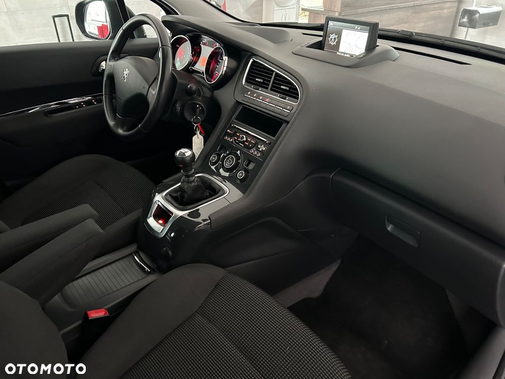 Peugeot 5008 PureTech 130 Access - 26