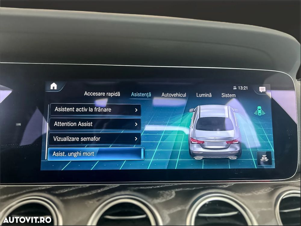 Mercedes-Benz E 300 de Aut. - 23