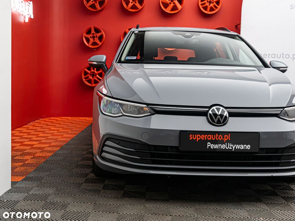 Volkswagen Golf - 24