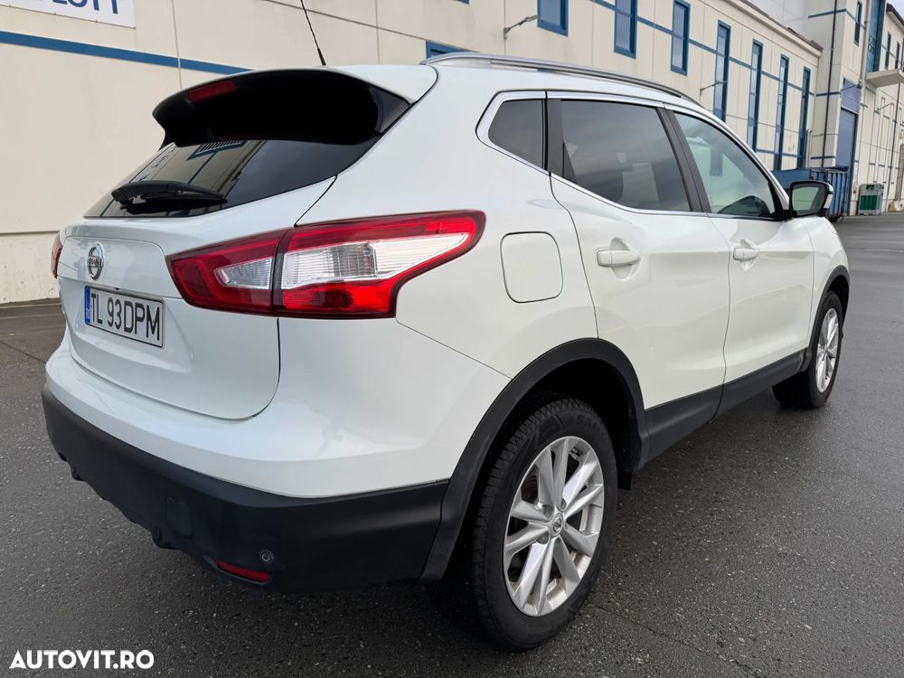 Nissan Qashqai 1.6 DCI ALL-MODE 4x4i TEKNA+ - 3