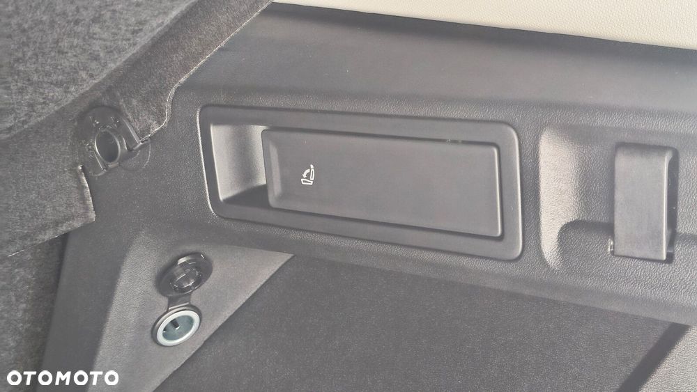 Volkswagen Tiguan - 38