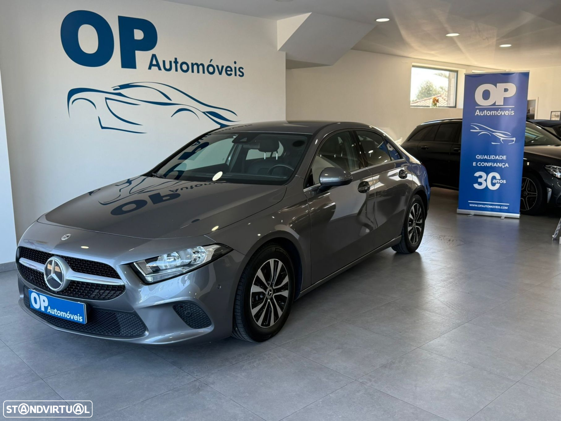 Mercedes-Benz A 180 Limousine d Style Aut. - 2