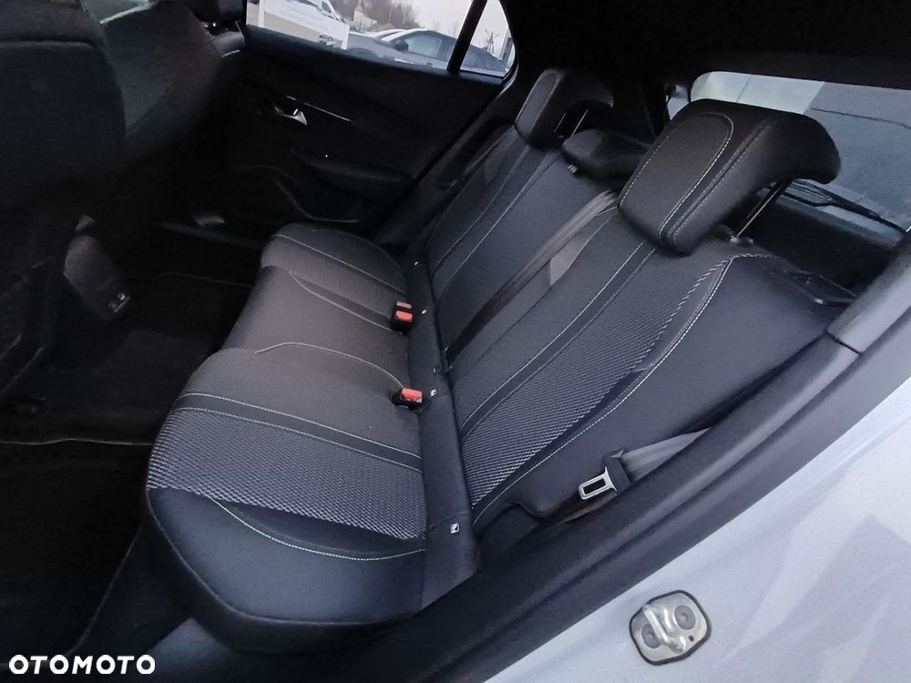 Peugeot 2008 PureTech 130 GT S&S EAT8 - 27