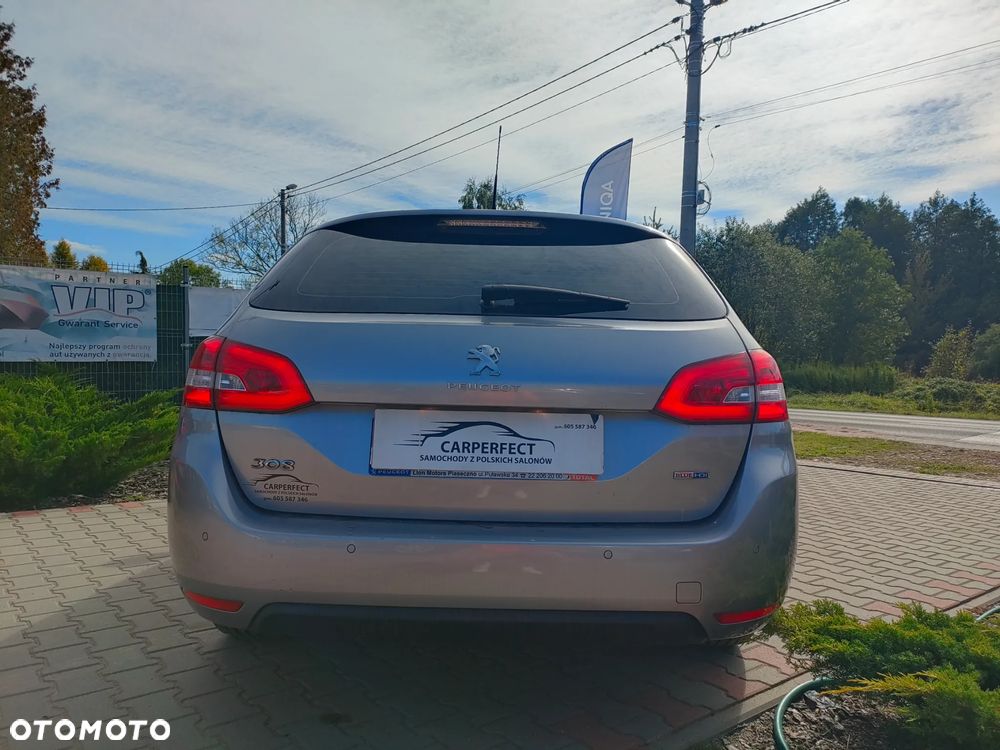 Peugeot 308 1.6 BlueHDi Style S&S - 9