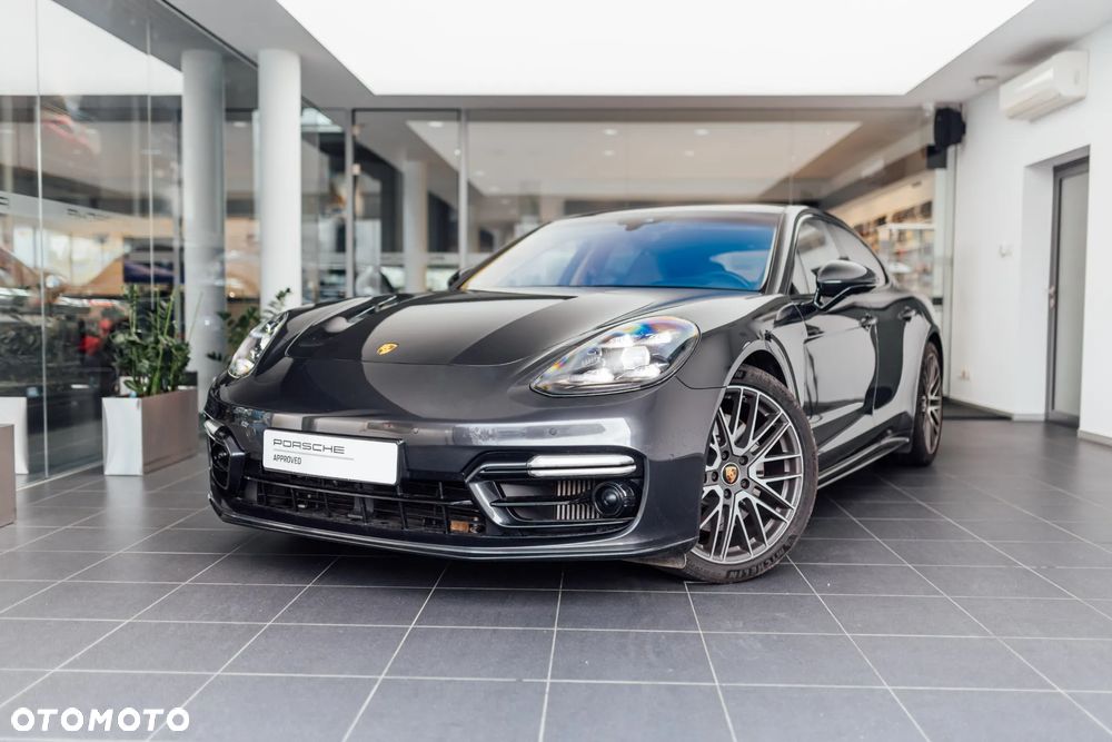 Porsche Panamera GTS - 4
