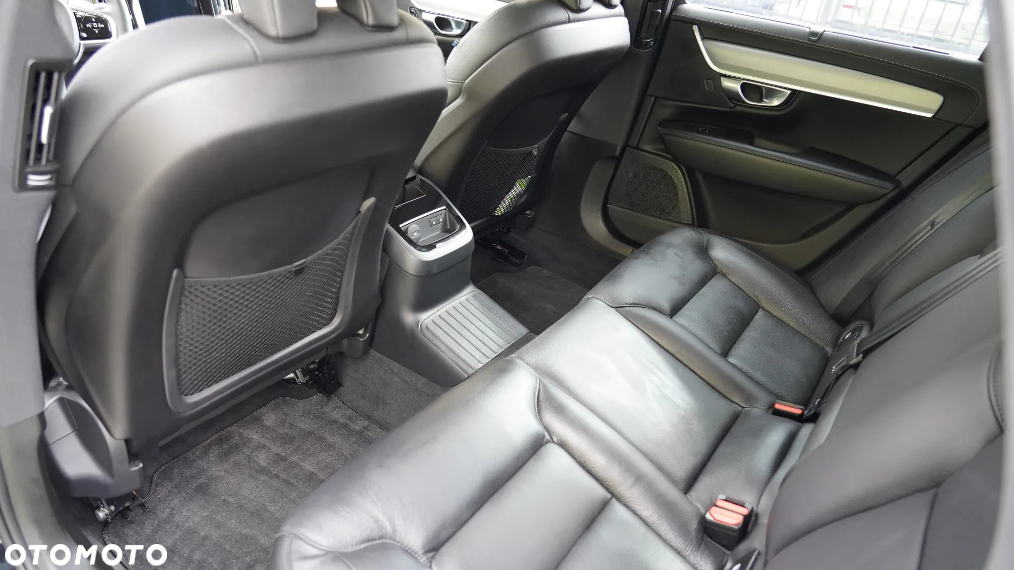 Volvo S90 - 6