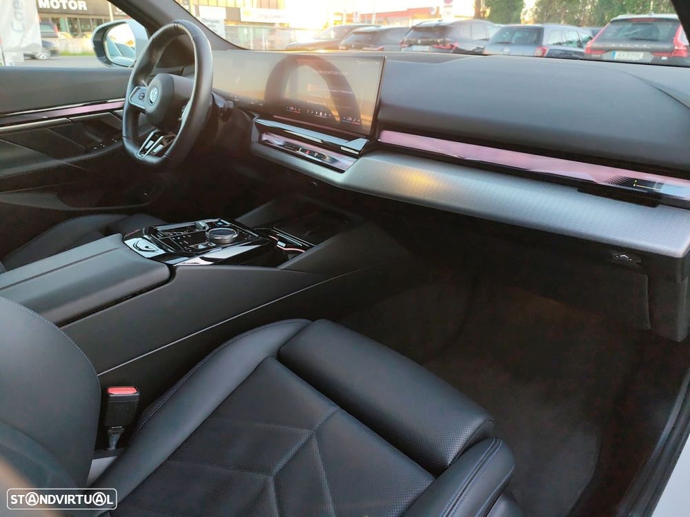 BMW i5 eDrive40 Pack Desportivo M Pro - 14