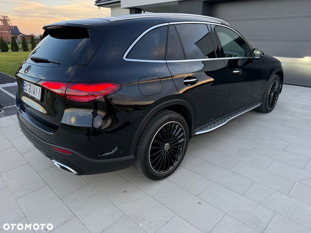 Mercedes-Benz GLC - 27
