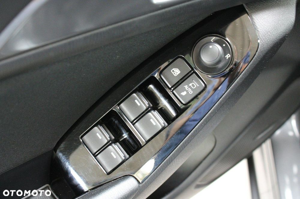 Mazda 3 SKYACTIV-G 120 Sports-Line - 30