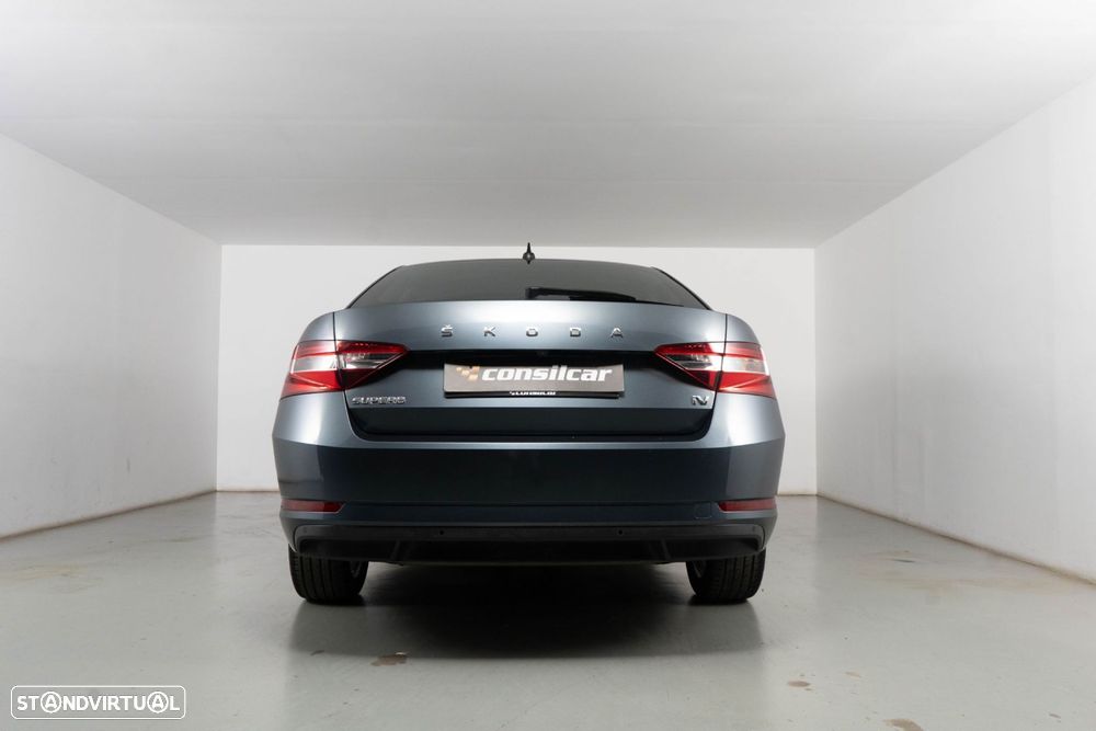 Skoda Superb 1.4 TSI iV Style DSG - 5