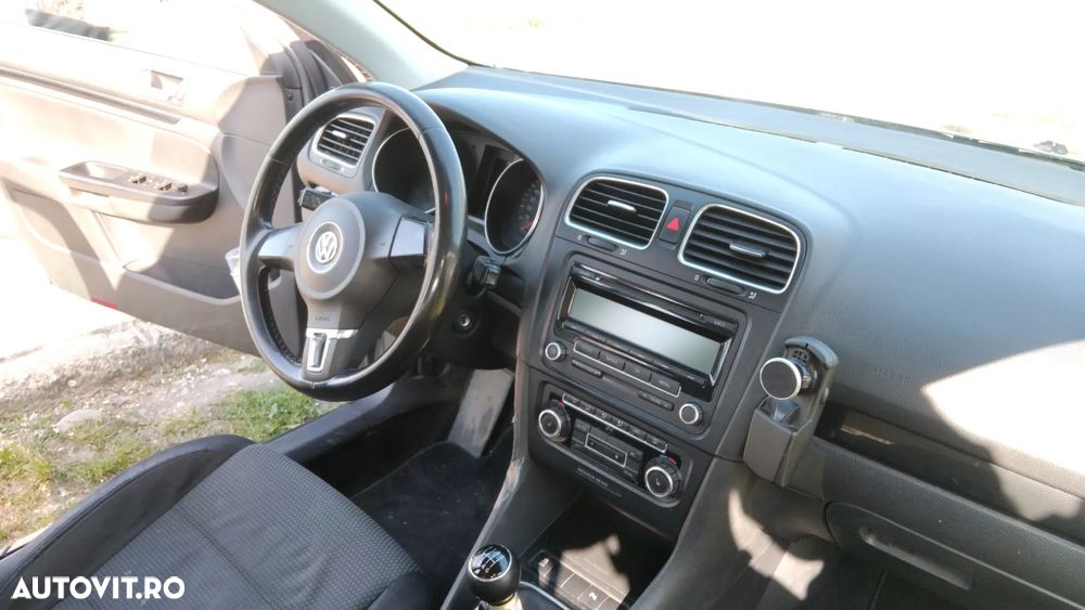 Volkswagen Golf 2.0 TDI Comfortline - 8