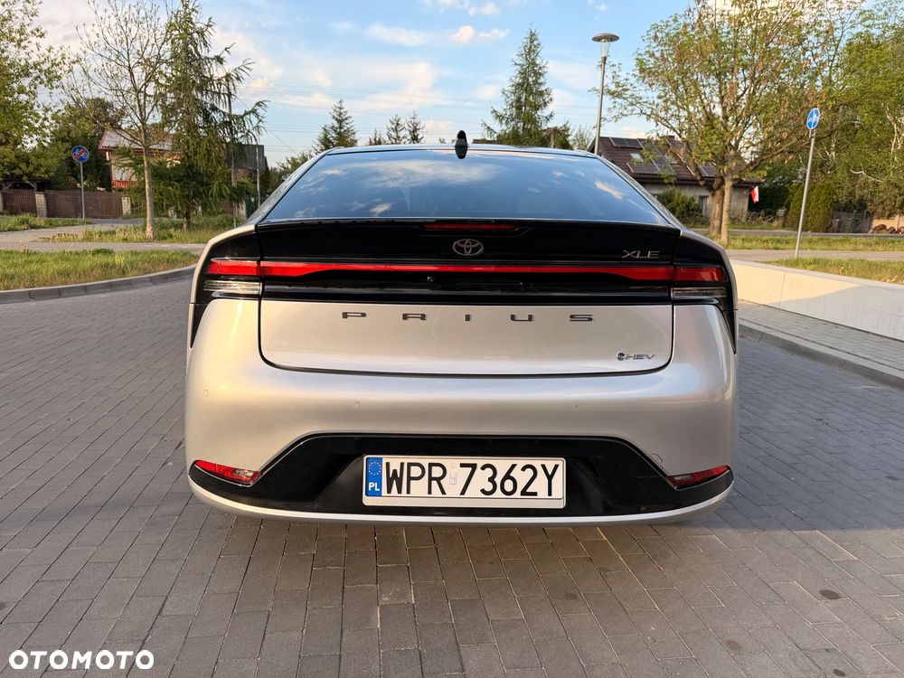 Toyota Prius 2.0 Hybrid Prestige - 4