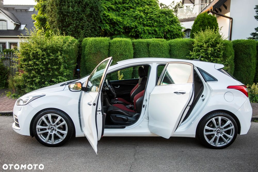 Hyundai i30 1.6 T GDI Turbo - 16