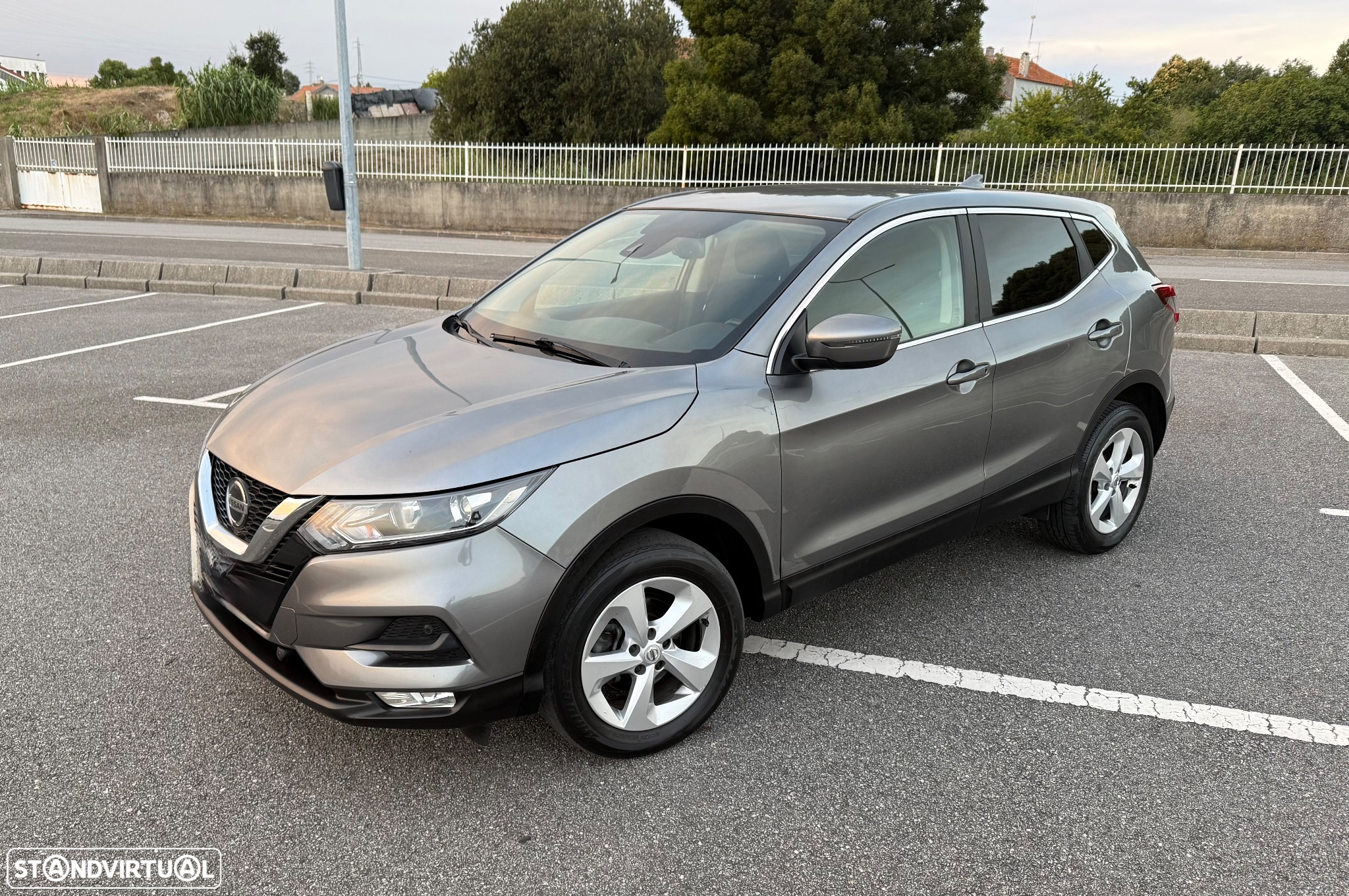 Nissan Qashqai 1.5 dCi N-Connecta - 5