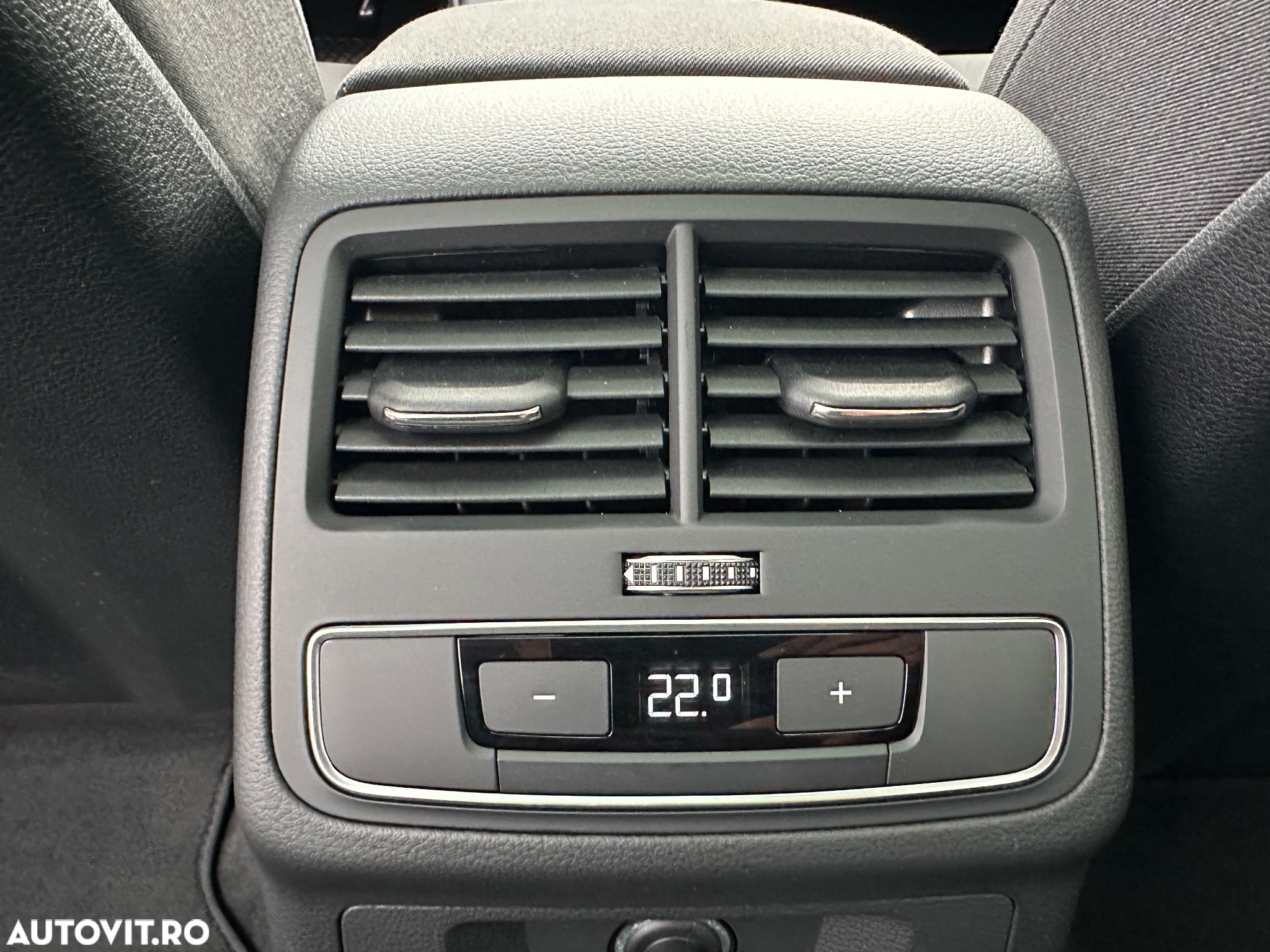 Audi A4 Avant 35 TDI S tronic S line - 22