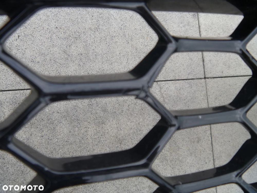 FORD FOCUS MK4 ST LINE ZDERZAK PRZEDNI ATRAPA  ORYGINAŁ ŁADNY - 7
