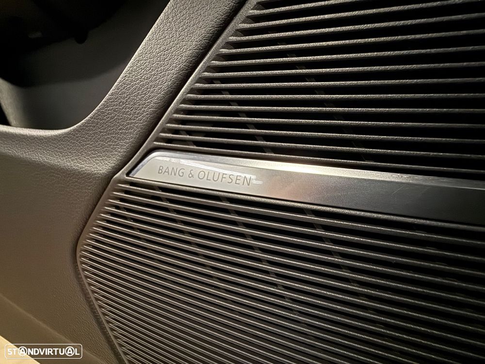 Audi Q8 60 TFSIe quattro S line Tiptronic - 35