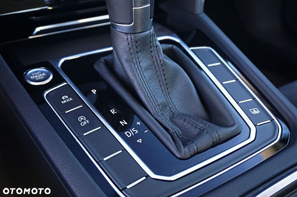 Volkswagen Passat - 18