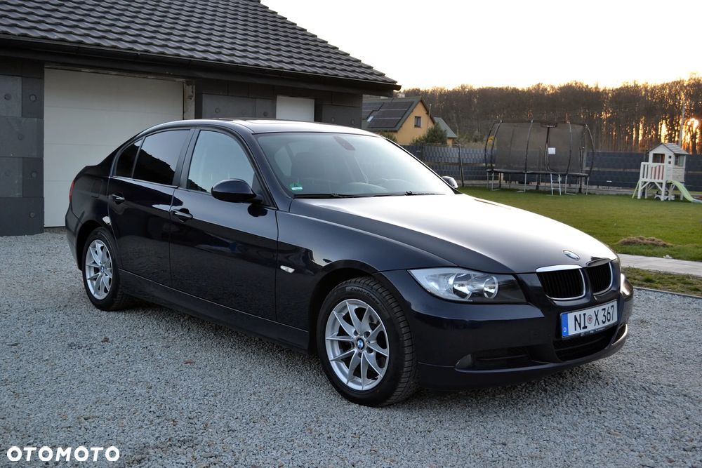 BMW Seria 3 320d DPF - 1