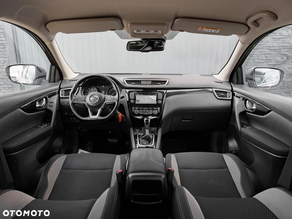 Nissan Qashqai 1.2 DIG-T Xtronic N-Connecta - 18