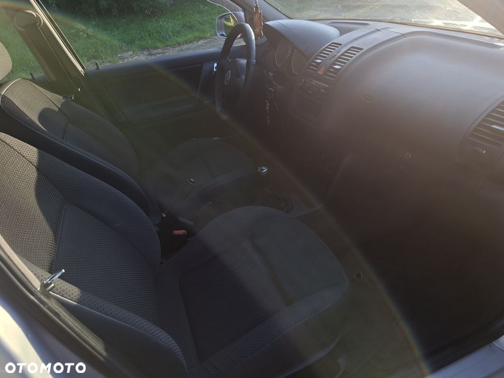 Volkswagen Polo - 9