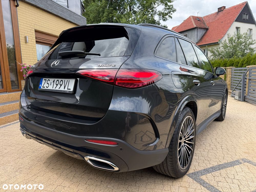 Mercedes-Benz GLC 220 d mHEV 4-Matic AMG Line - 4