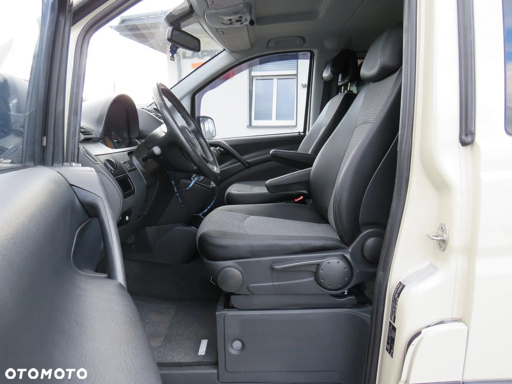 Mercedes-Benz Vito Univan 639.601 - 28