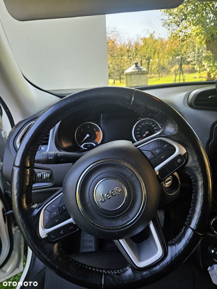 Jeep Renegade - 8
