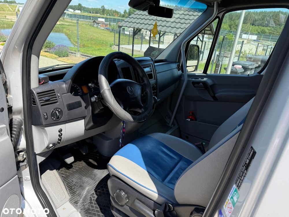 Mercedes-Benz Sprinter 519 3.0 V6 21 miejsc - 6