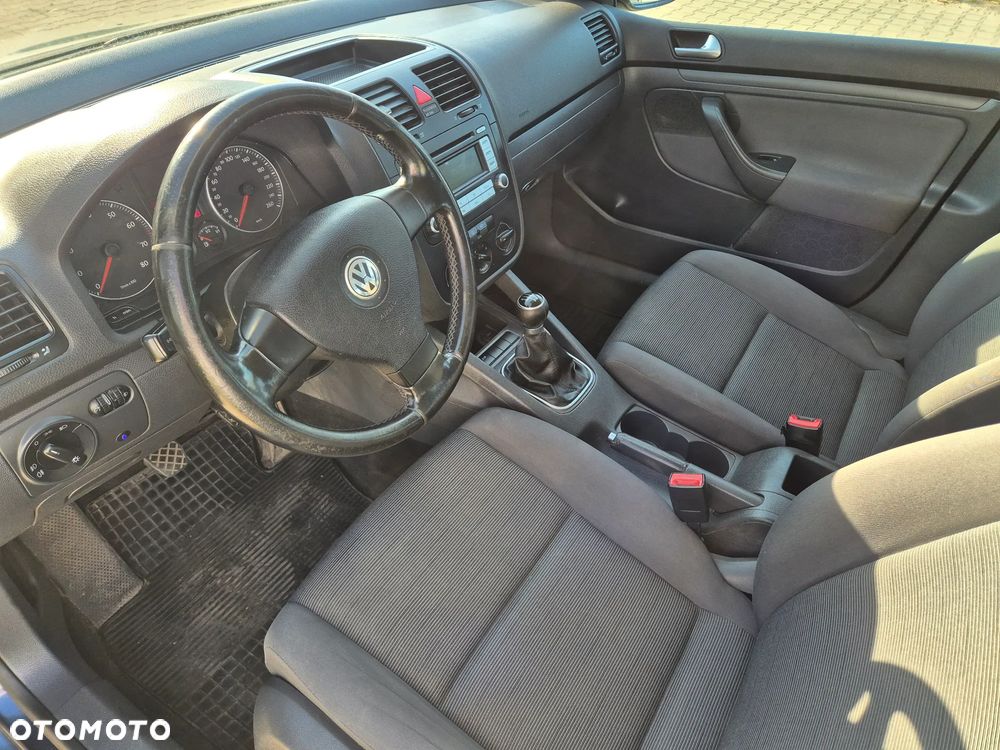 Volkswagen Golf 1.6 FSI Comfortline - 7
