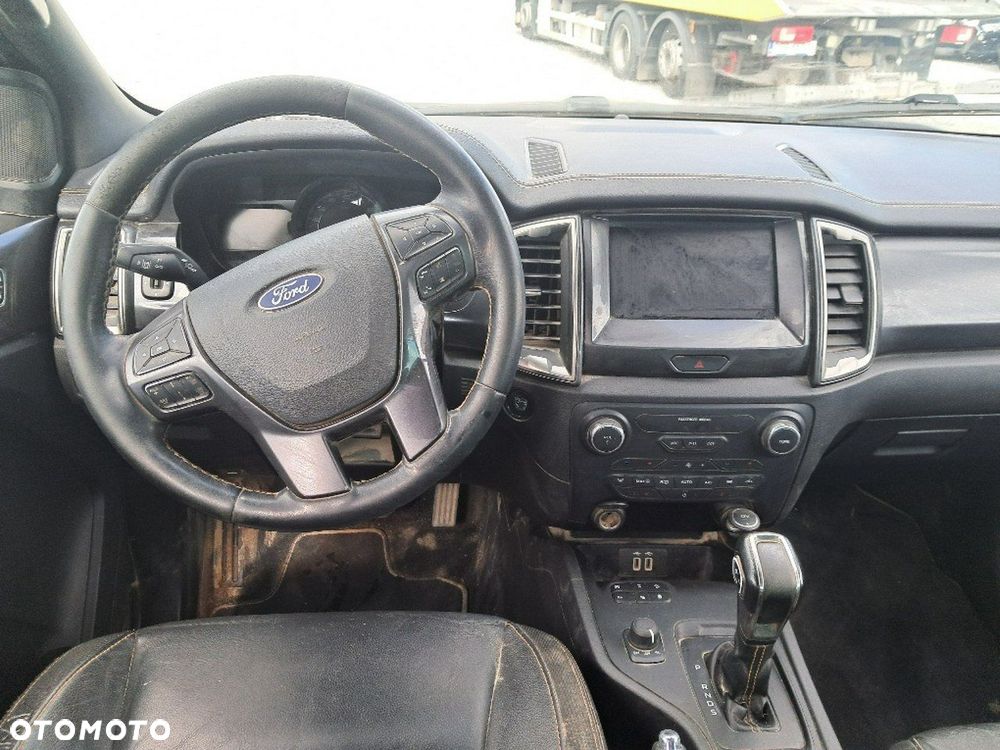 Ford Ranger - 10